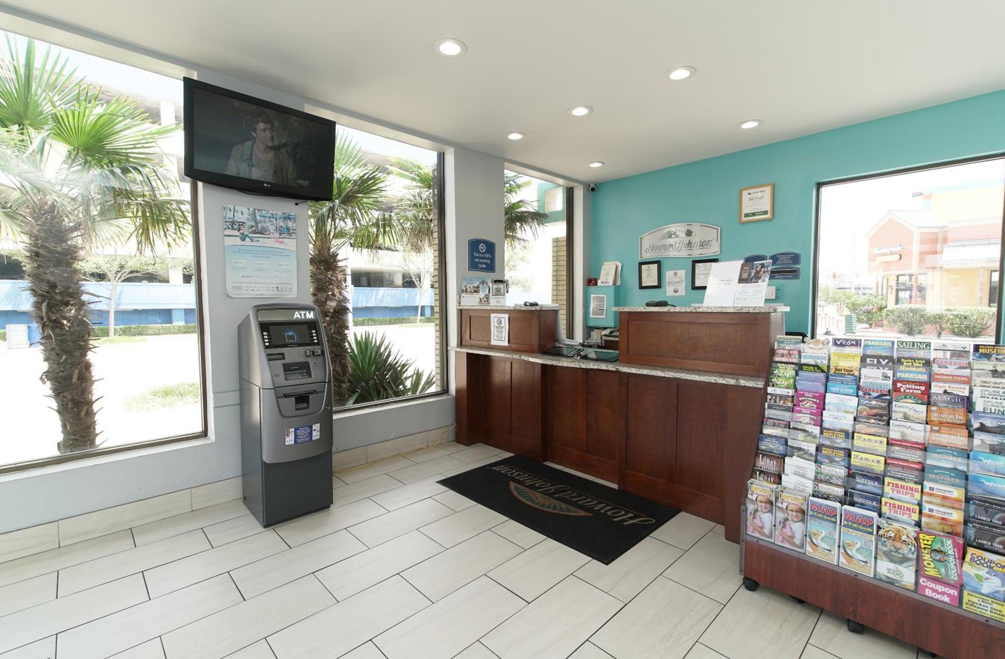 Howard Johnson By Wyndham Virginia Beach At The Beach Exterior foto